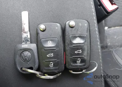 2012 Volkswagen Golf Tdi 2-Door from USA, damaged, VIN WVWMM7AJ3CW160557